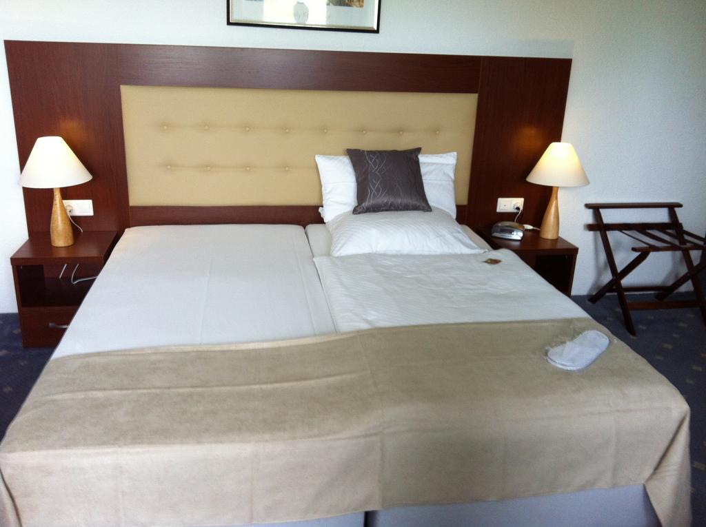 Hotel Abalone Remscheid Chambre photo