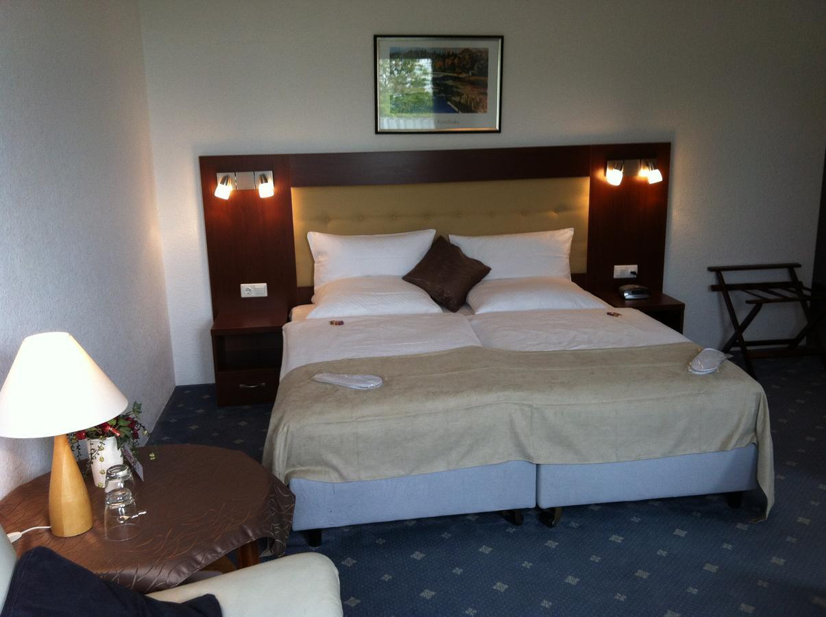 Hotel Abalone Remscheid Extérieur photo